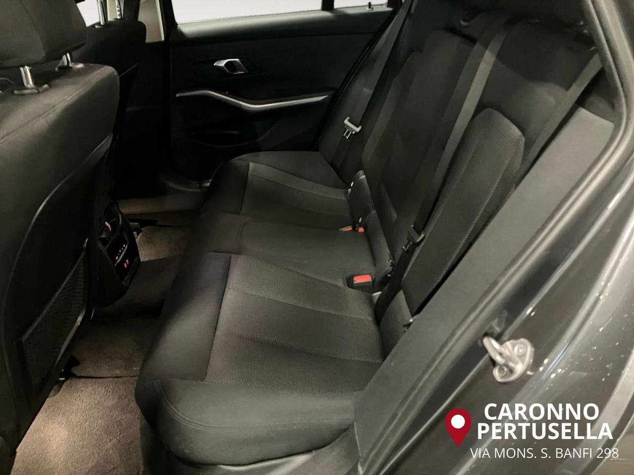 BMW 320 d 48V xDrive Touring Business Advantage