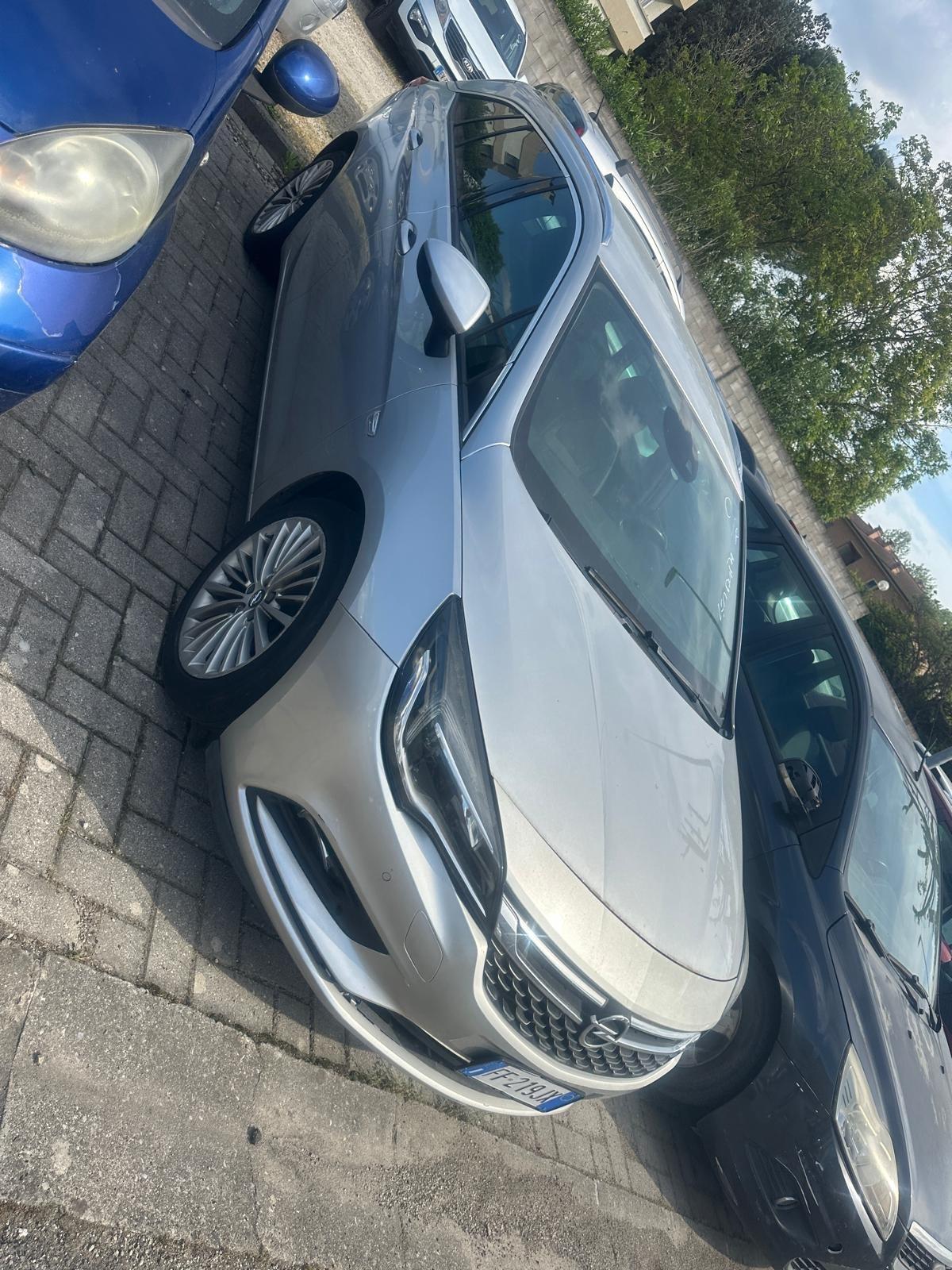 Opel Astra 1.6 CDTi 110CV Start&Stop Sports Tourer Business