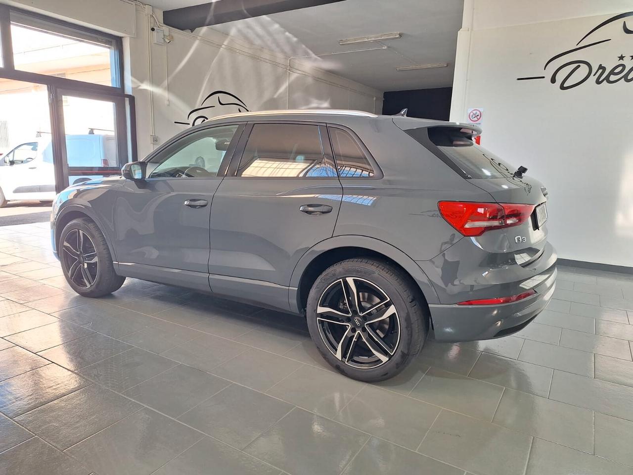 Audi Q3 35 TDI S tronic Business Advanced