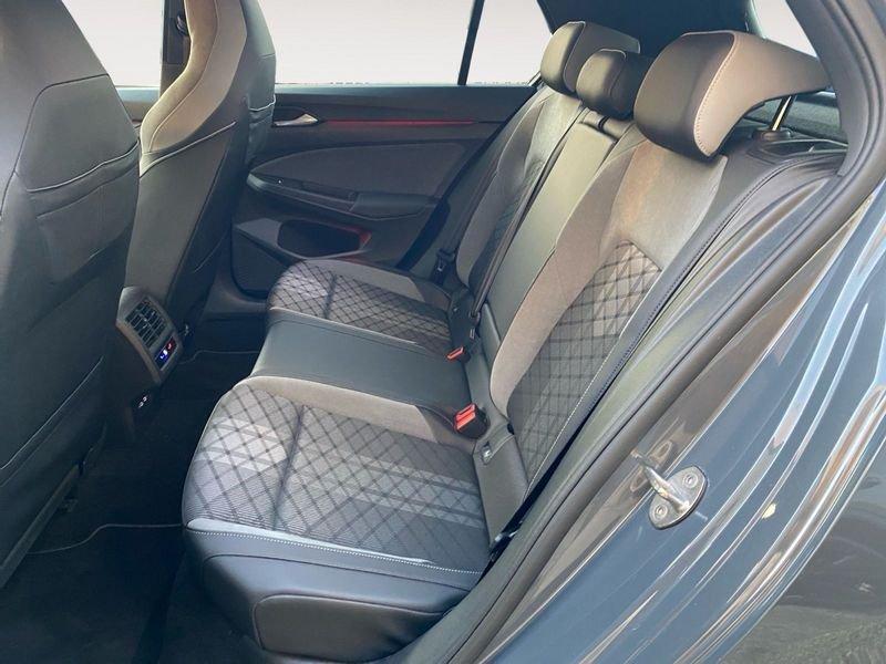 Volkswagen Golf Golf 1.5 eTSI 130 CV EVO ACT DSG R-Line