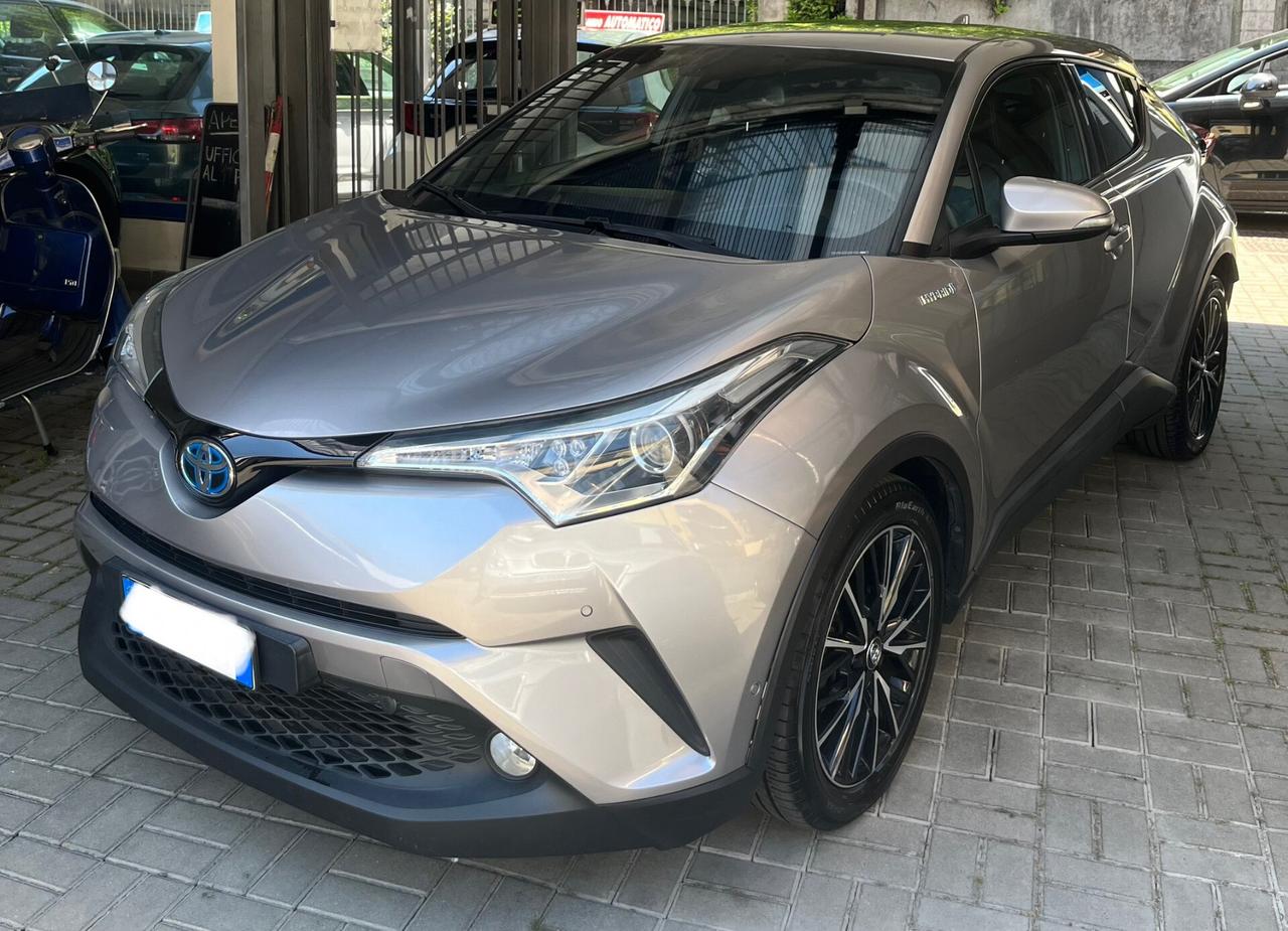 TOYOTA C-HR 1.8 HYBRID E-CVT LOUNGE - UNICO PROPRIETARIO - ANCHE PER NEOPATENTATI - PREZZO NON VINCOLATO A FINZANZIAMENTO