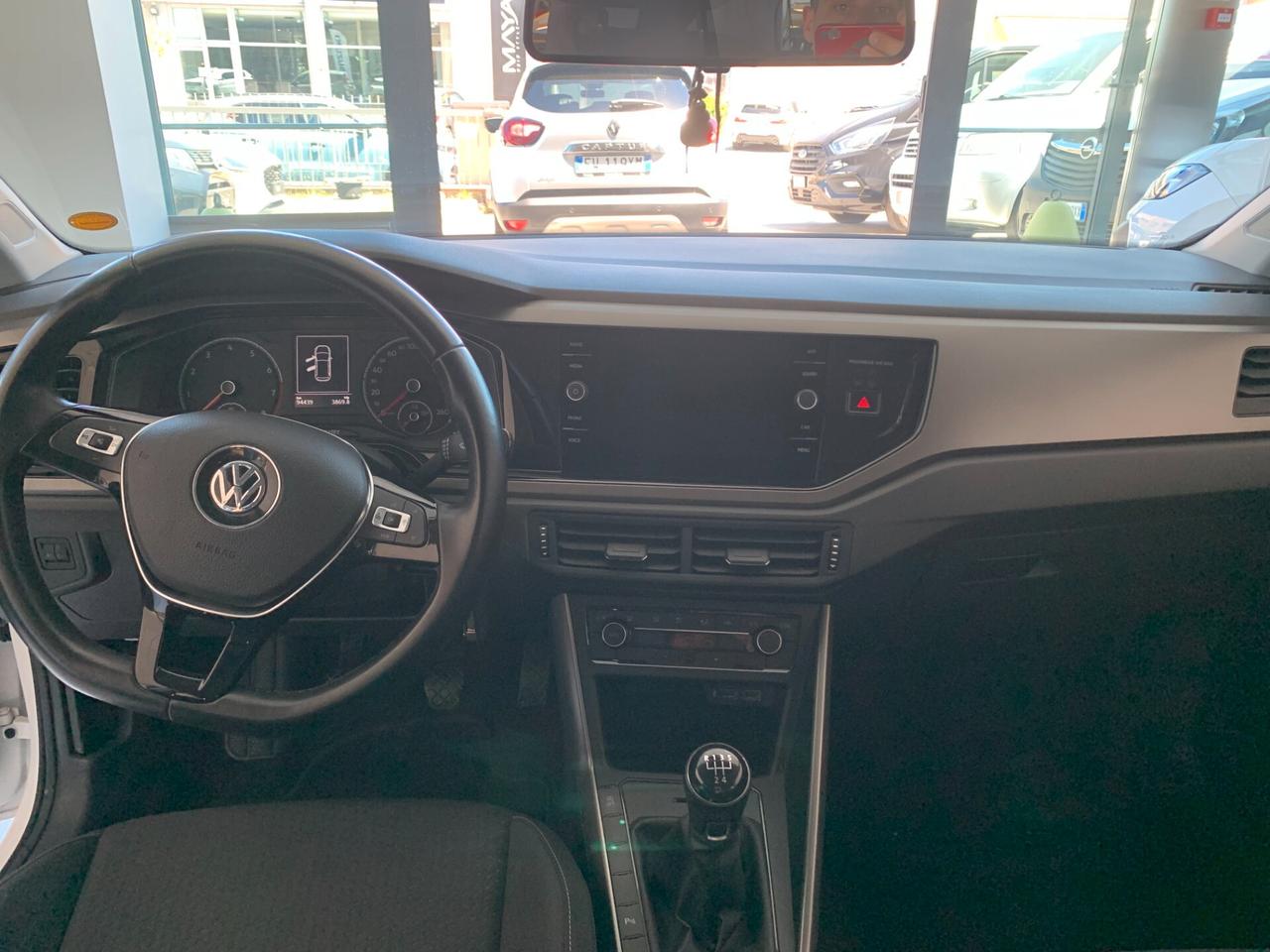 VOLKSWAGEN POLO 1.0 BENZ COMFORTLINE - OK NEOP.