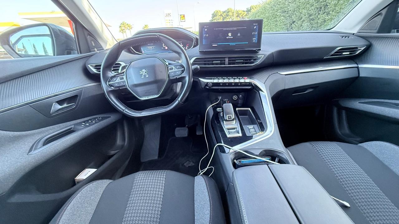 Peugeot 3008 BlueHDi 130 S&S EAT8 Active Business