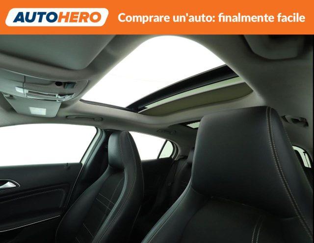 MERCEDES-BENZ GLA 200 d Automatic Sport