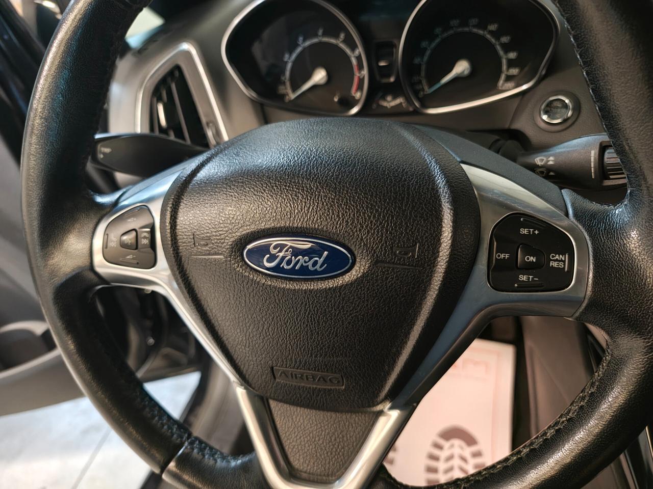 Ford B-Max 1.0 EcoBoost 100 CV Titanium*Service*