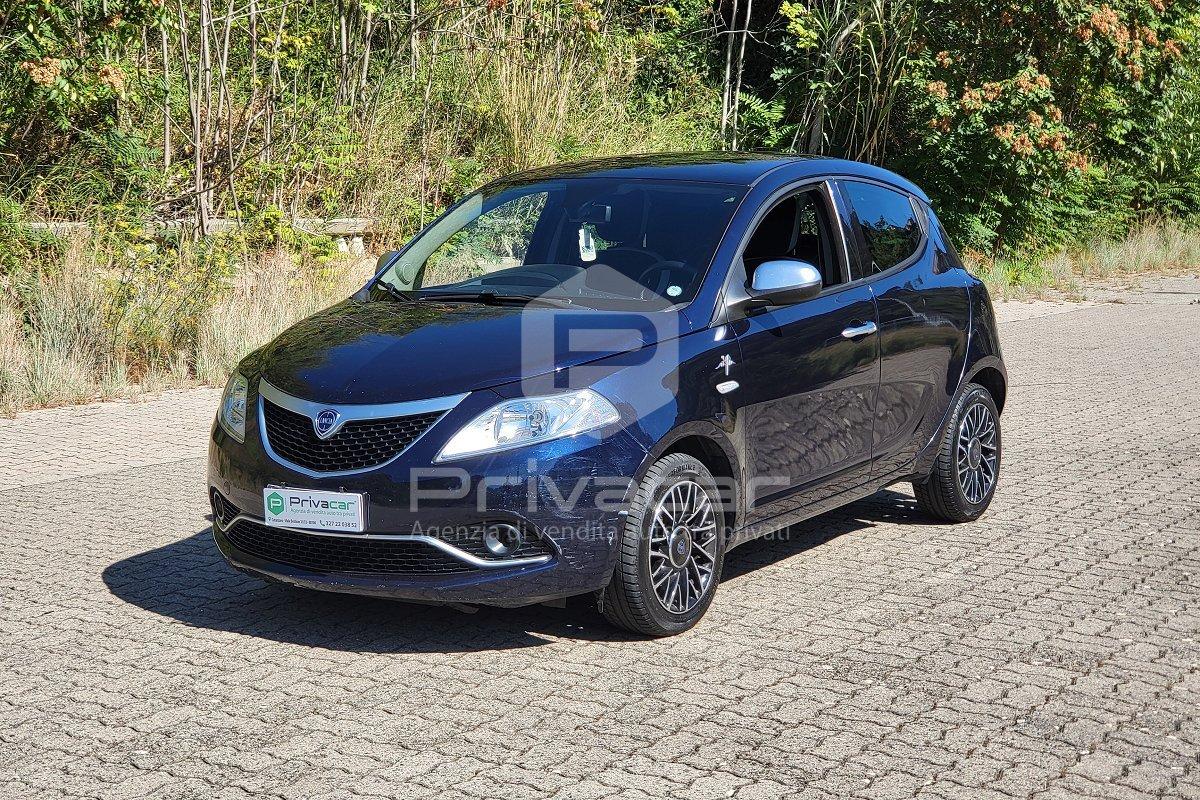 LANCIA Ypsilon 1.2 69 CV 5 porte Mya