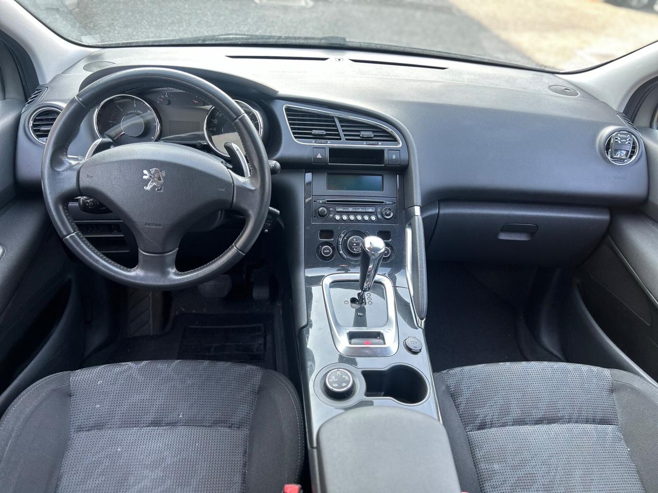 Peugeot 3008 1.6 HDi 110CV cambio AUTO