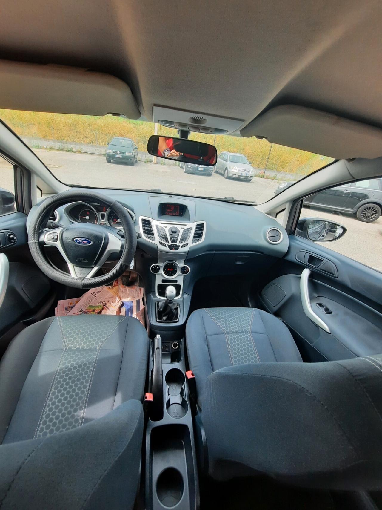 Ford Fiesta 1.6 TDCi 95 CV 5p. Titanium