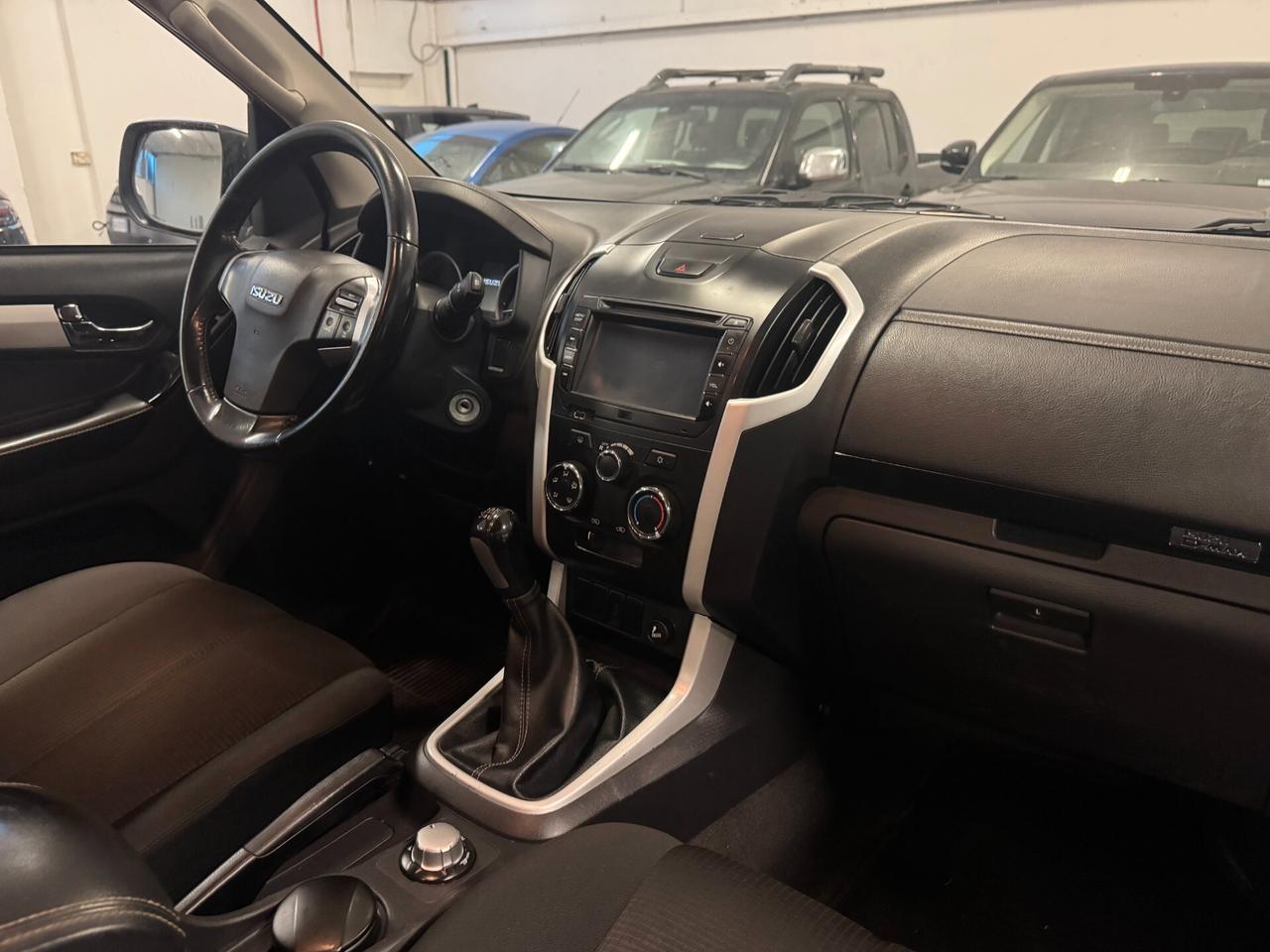 Isuzu D-Max 1.9 Crew Cab Solar 4WD A/C