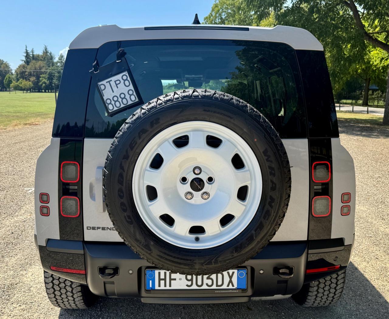 Land Rover Defender 110 - LEASING LEGGERE DESCRIZIONE