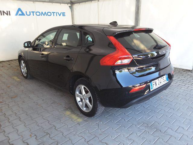 VOLVO V40 D2 Business