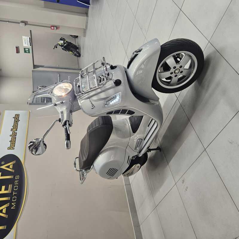 Vespa GTS 300 Touring ABS - 2016