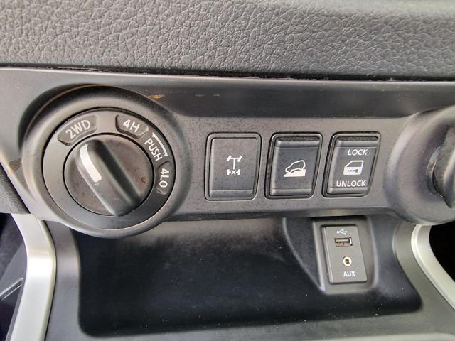 NISSAN Navara 2.3 dCi 190 CV 4WD Double Cab N-Connecta
