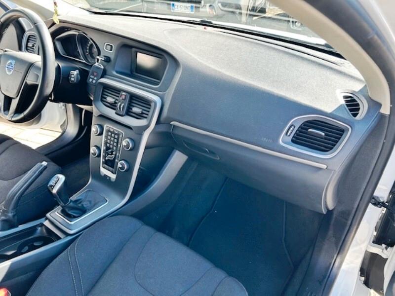 Volvo V40 D2 Momentum - Unico proprietario -