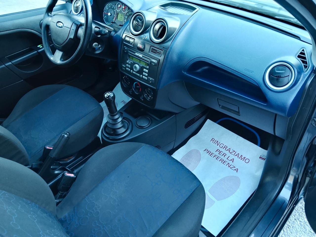 Ford Fiesta 1.2 16V 5p. Manutenzione completa