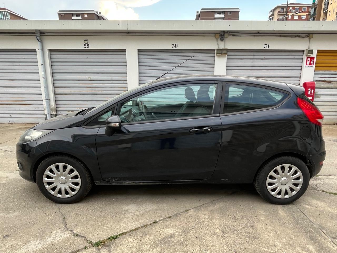 Ford Fiesta 1.4 3 porte Bz.- GPL Titanium MOTORE SOSTITUITO