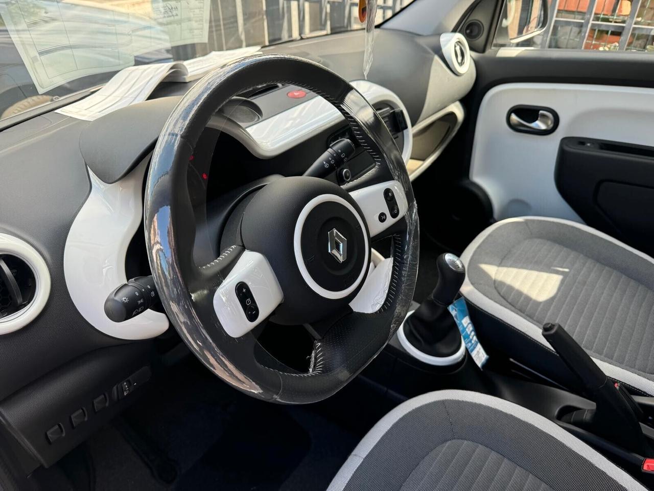 Renault Twingo SCe Zen LIMITED