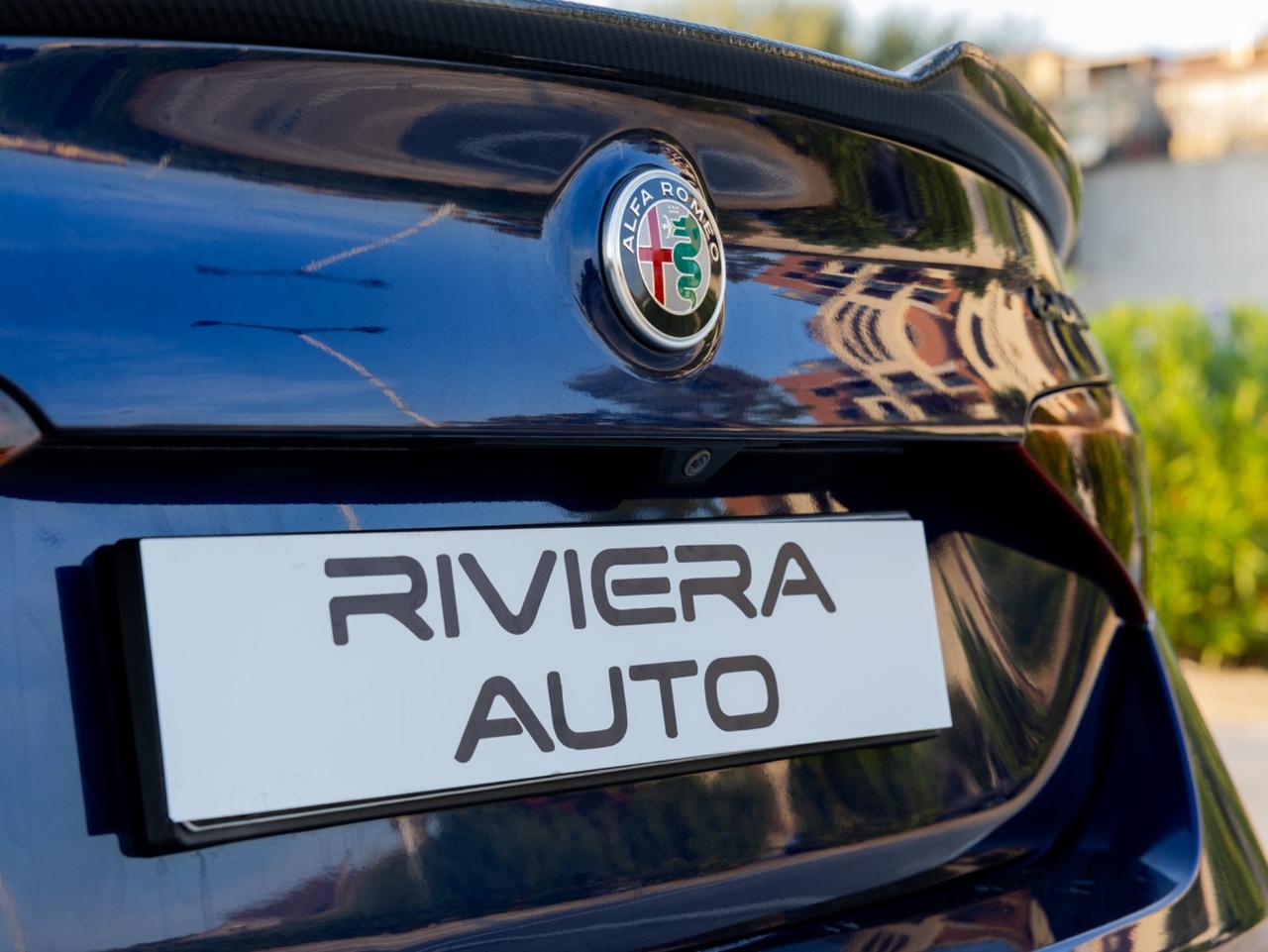 Alfa Romeo Giulia 2.2 Turbodiesel 180 CV AT8 Business Sport Launch Ed.