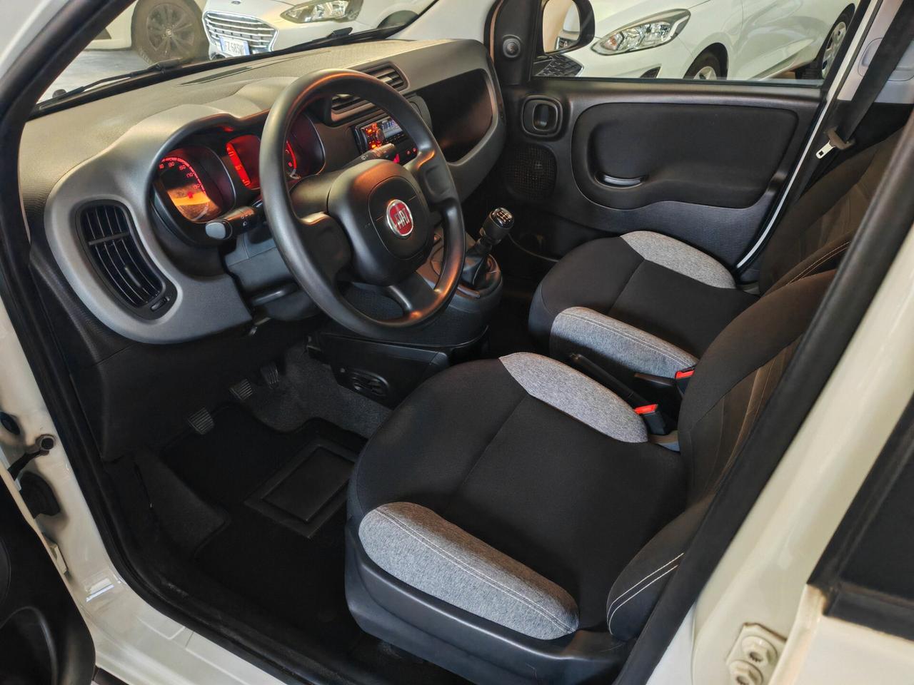 Fiat Panda AUTOCARRO N1 4 posti Van Hybrid City Cross