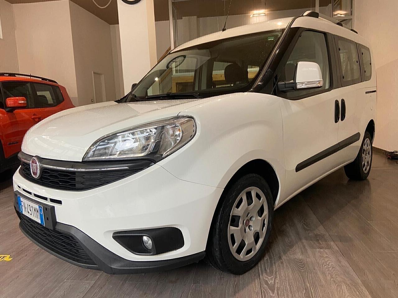 Fiat Doblo Dobl&ograve; 1.6 MJT 16V 120CV Lounge 7 POSTI