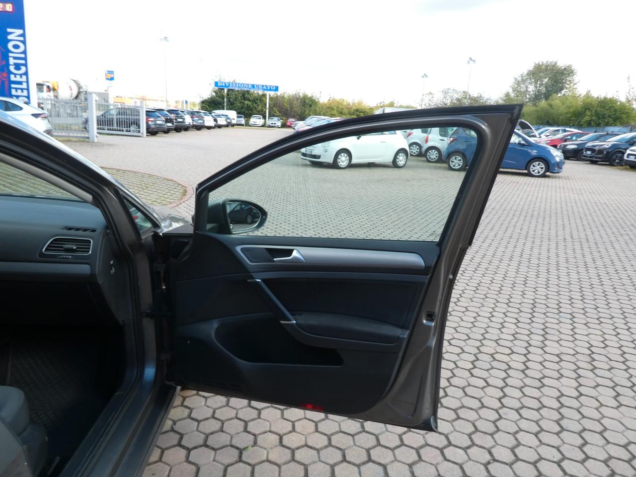 Volkswagen Golf Variant 1.6 TDI 105 CV DSG Comfortline ok neopatentati