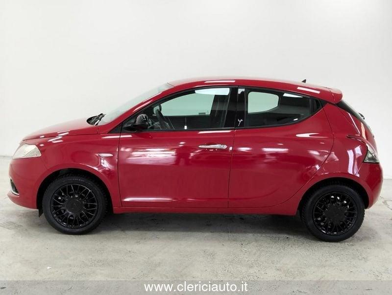 Lancia Ypsilon 1.2 69 CV 5 porte Gold