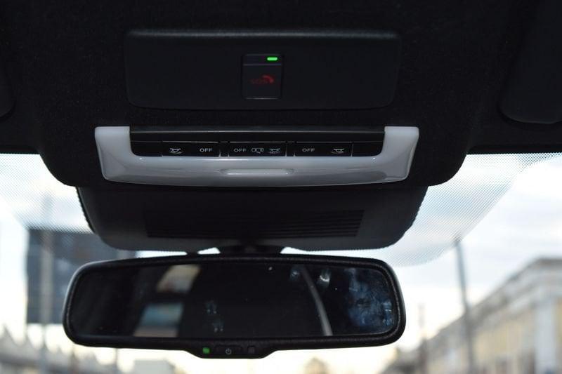 Nissan Juke 1.0 DIG-T 114 Dct N-Connecta