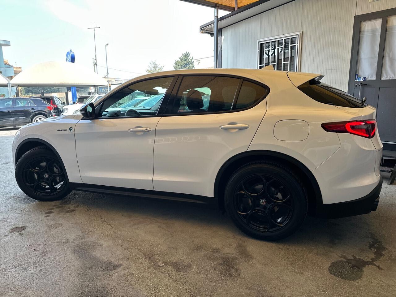Alfa Romeo Stelvio Super 2.2 Turbodiesel 190 Cv