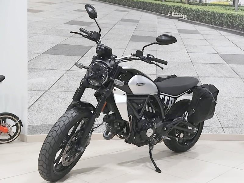 Ducati Scrambler 800 Icon