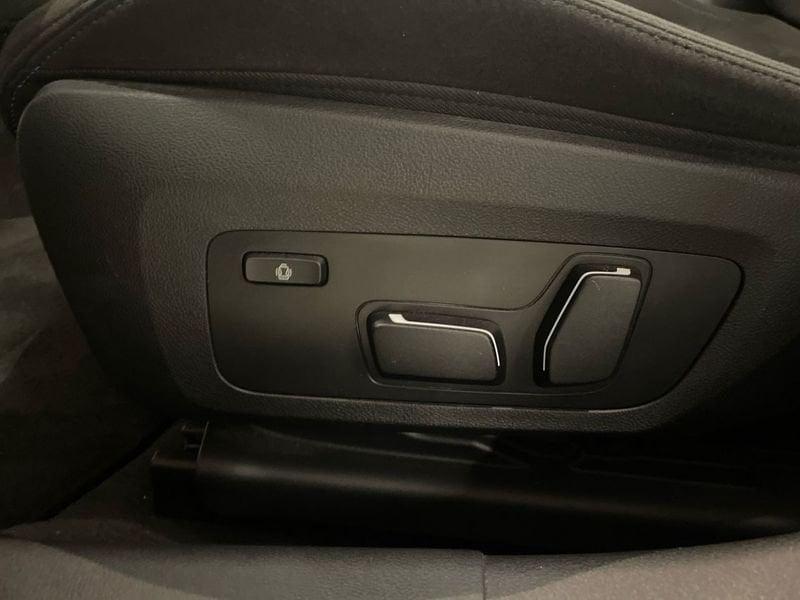 BMW Serie 3 Touring 318d Touring mhev 48V MSport Pro auto