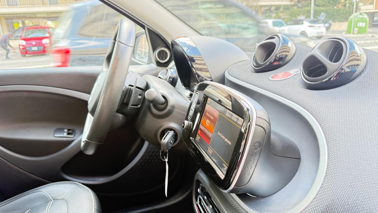 Smart ForFour 90 0.9 Turbo twinamic Prime LED NAVI KAMERA PANORAMA CERCHI 16 PDC PACCHETTO SPORT JBL