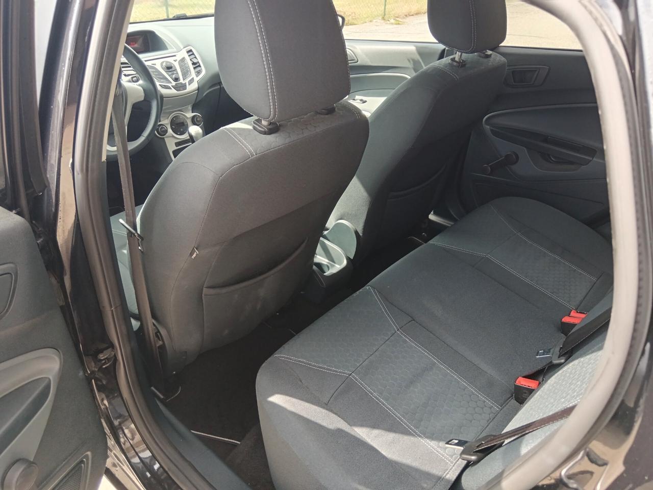 Ford Fiesta 1.4 TDCI 68CV TITANIUM NUOVISSIMA