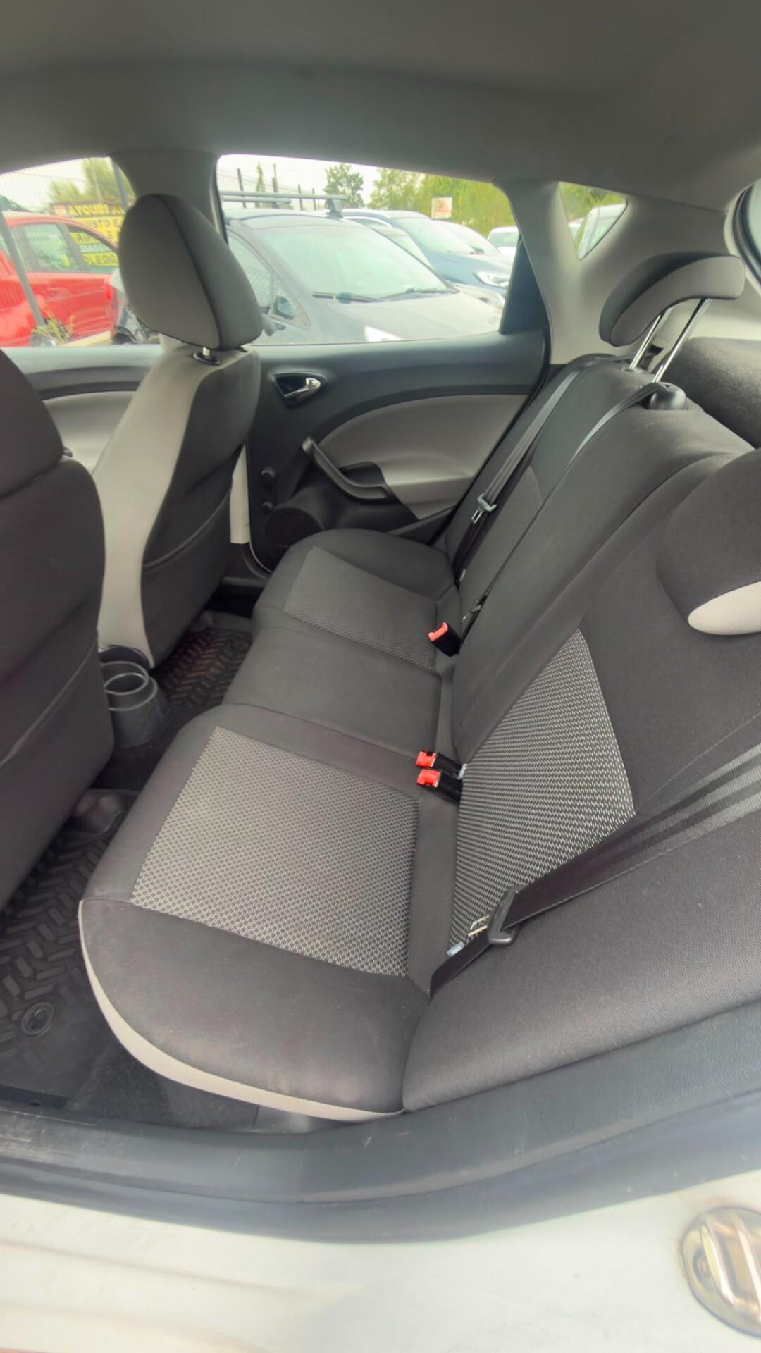Seat Ibiza 1.4 TDI 75 CV CR 5p. Connect Gold