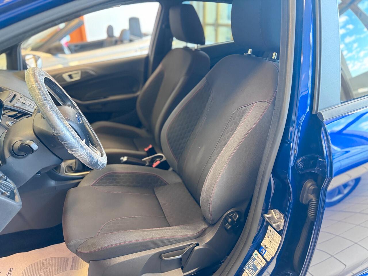 Ford Fiesta 1.5 TDCi 75CV 5 porte ST-Line