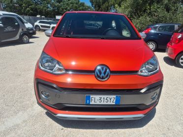 Volkswagen up! Cross up!