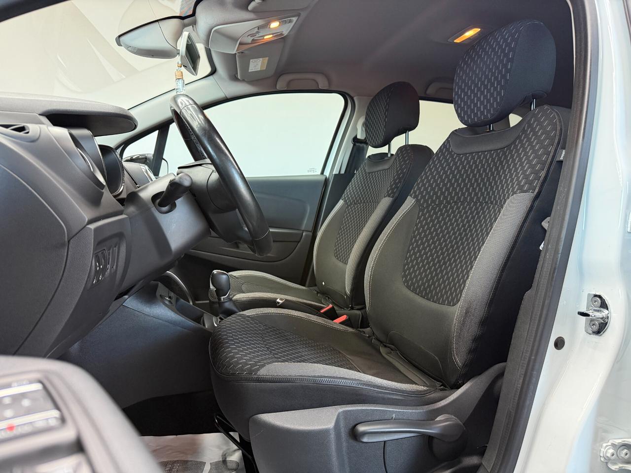 Renault Captur dCi 8V 90 CV EDC Initiale Paris