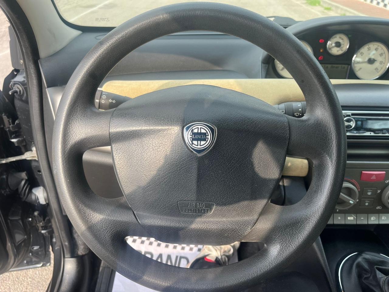 Lancia Ypsilon 1.3 Multijet Oro Unipro 2004