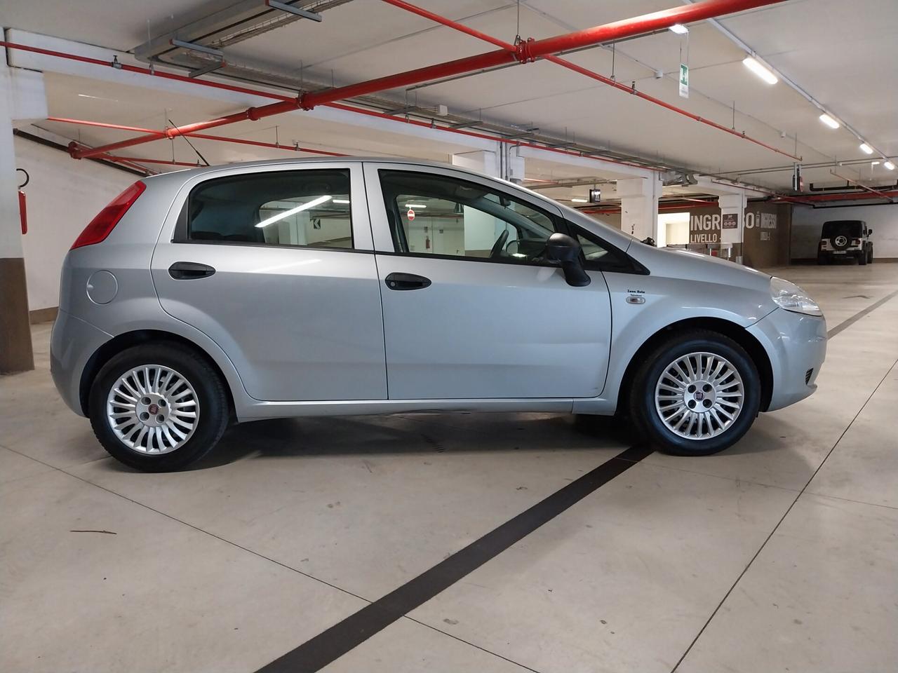 Fiat Grande Punto 1.3 MJT 75 CV 5 porte - ok neopatentati