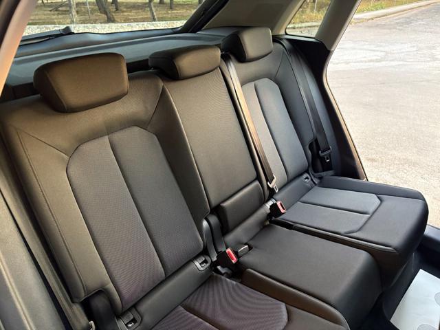 AUDI Q3 35 TDI 150 CV S tronic Business FARI FULL LED