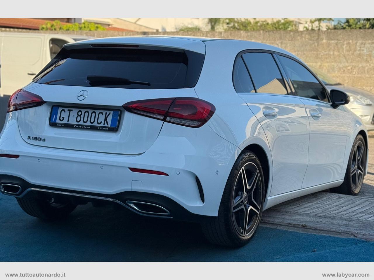 MERCEDES-BENZ A 180 d Automatic Premium