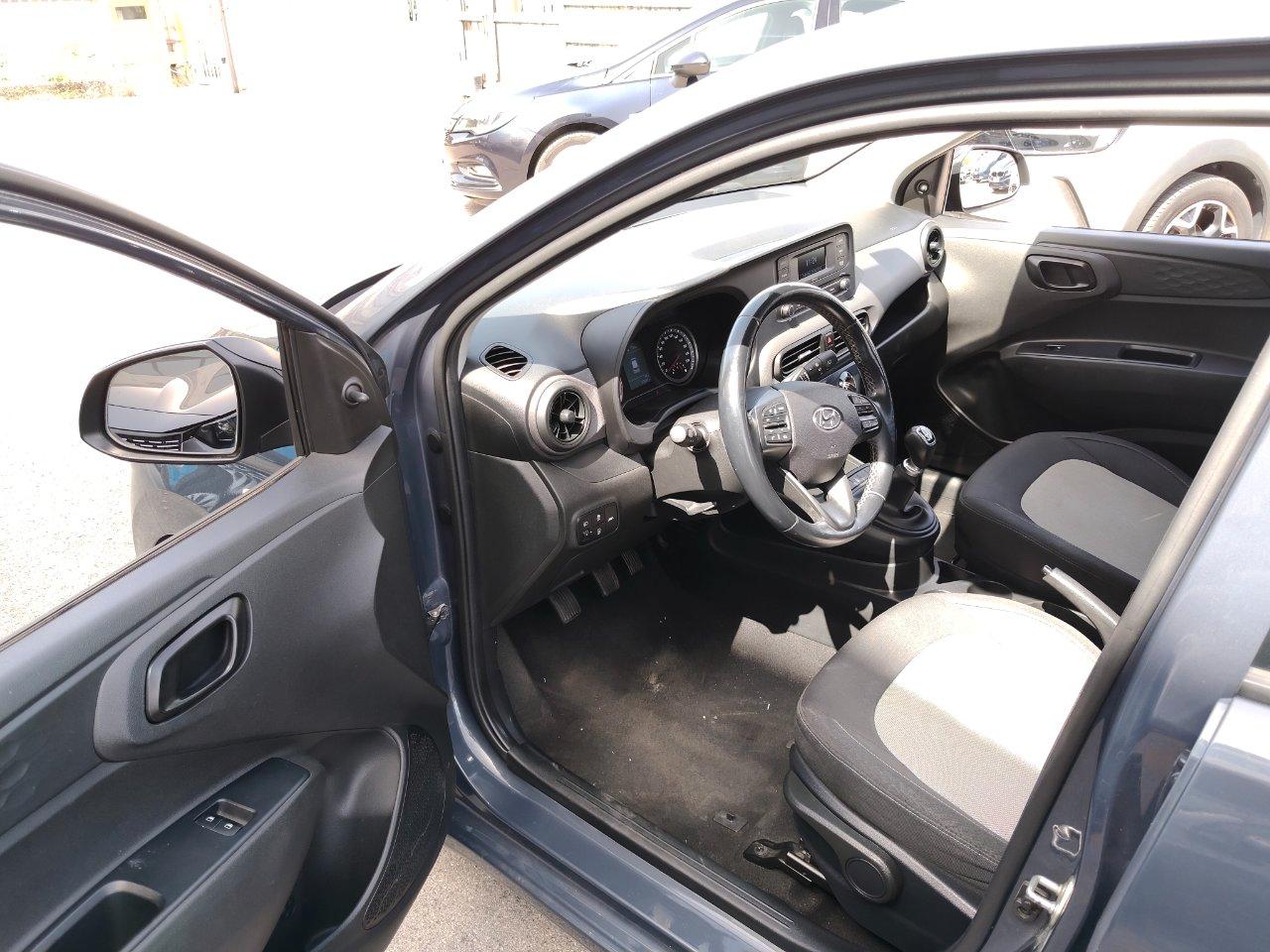 Hyundai i10 1.0 mpi Tech