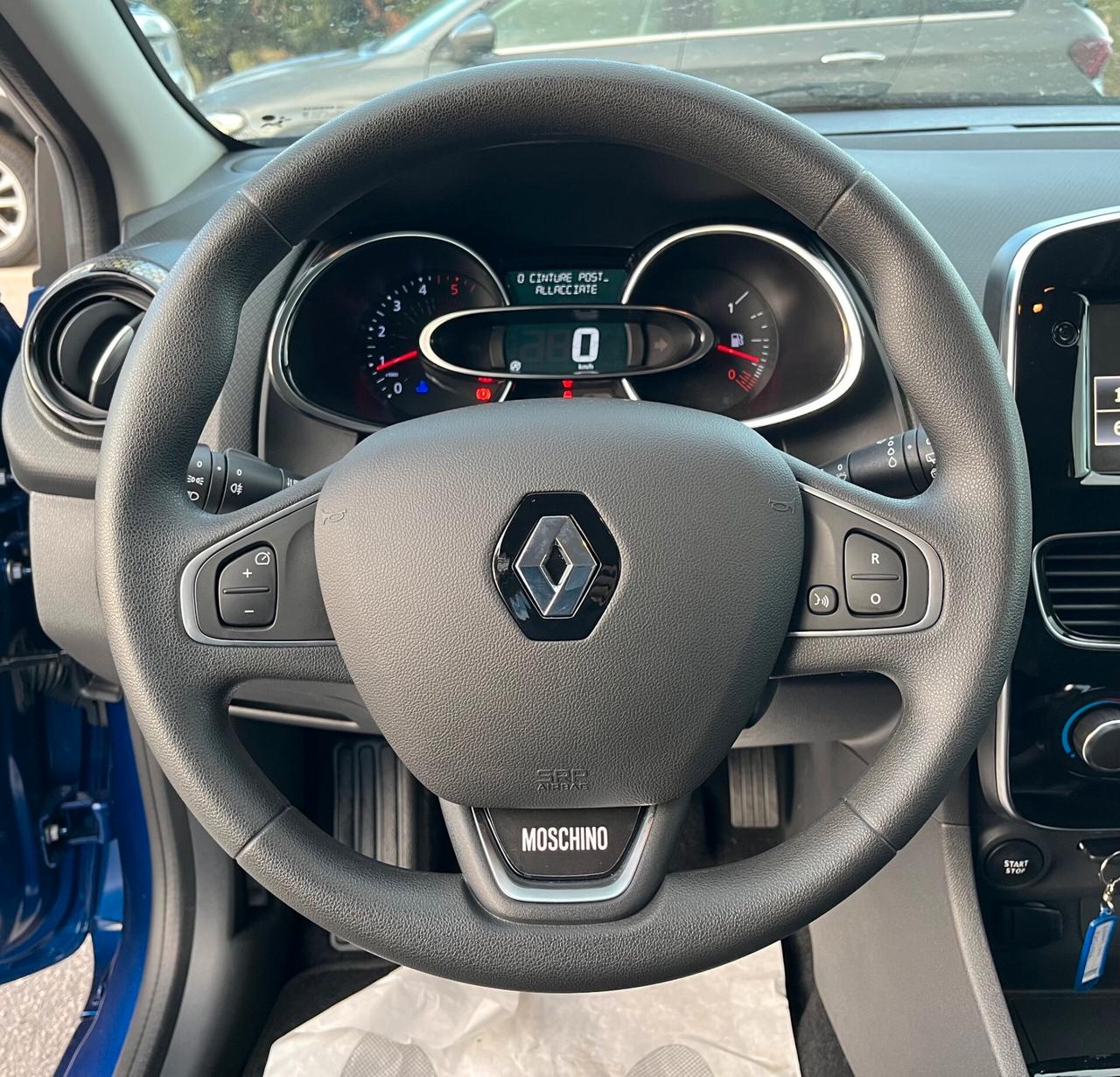 Renault Clio dCi 8V 75 CV 5 porte Moschino Zen