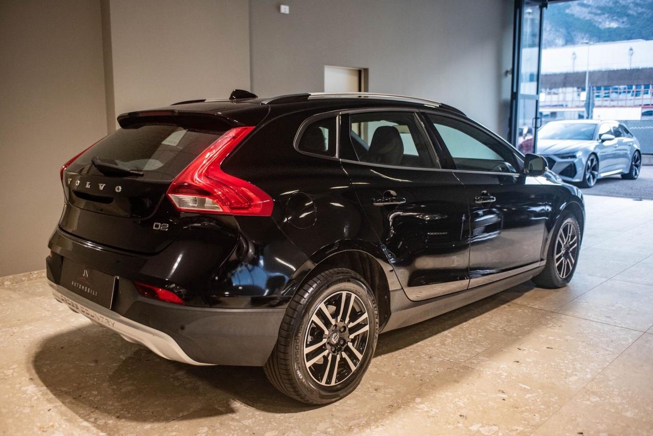 Volvo V40 D2 'eco' Geartronic Momentum