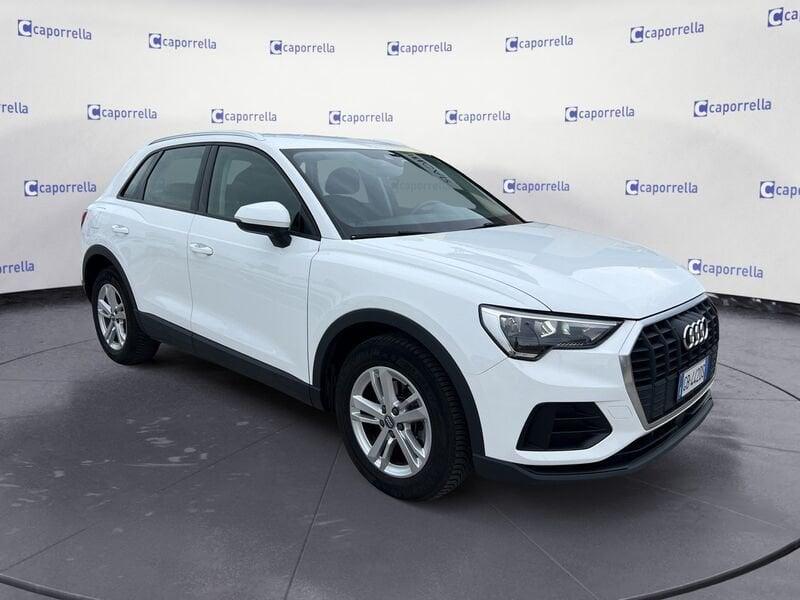 Audi Q3 35 TDI S tronic Business