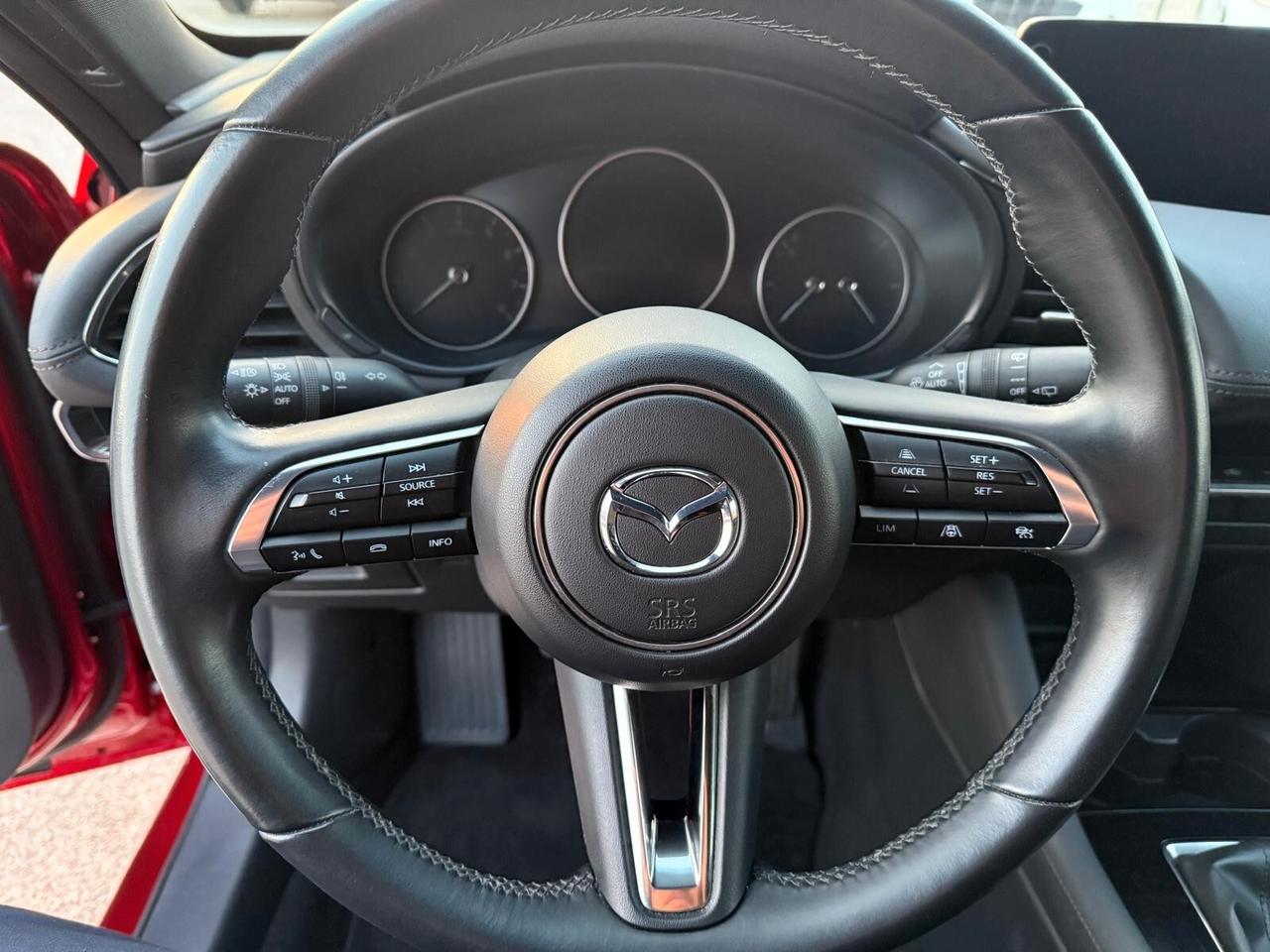 Mazda 3 Mazda3 e-Skyactiv-G M Hybrid Exclusive Line