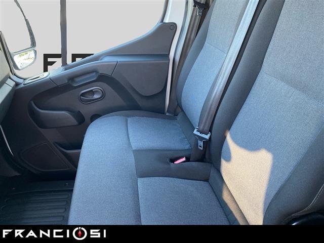 RENAULT Master T35 2.3 dci 135cv L2H2 Ice