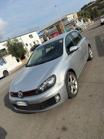Volkswagen Golf 2.0 TDI 140CV DPF DSG 5p. Highline