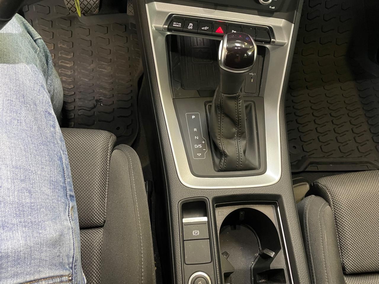 Audi Q3 SPB Sportback 45 TFSI e S tronic S line Total Black