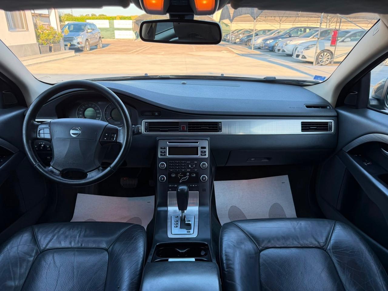 Volvo V70 2.4 D5 Summum