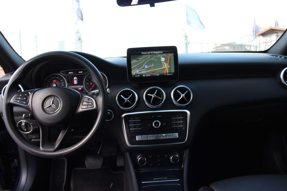 MERCEDES - Classe A - A 160 d Automatic Business